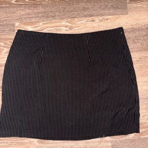 No Boundaries Black Pinstripe Women's Skirt